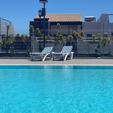 Sunny Luxury Apartment With Two Great Sunny - Level Terraces, Two Swimming Pools, In A New Complex Pueblo Majorero, Close To Fuerteventura Golf Club, Next To The Beach , Atlantico Shopping Mall And Casino In Caleta de Fuste Exterior foto